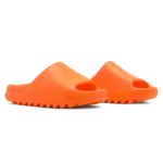 ⁦Adidas Yeezy Slides Enflame Orange⁩ – תמונה ⁦2⁩