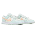⁦Nike Dunk Low Barely Green⁩ – תמונה ⁦2⁩