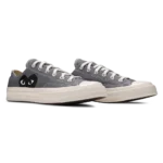 ⁦Converse Chuck 70 Low x Comme des Garçons PLAY Steel Gray⁩ – תמונה ⁦2⁩