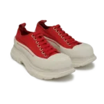 ⁦Alexander McQueen Tread Slick Lace-Up Lust Red⁩ – תמונה ⁦2⁩