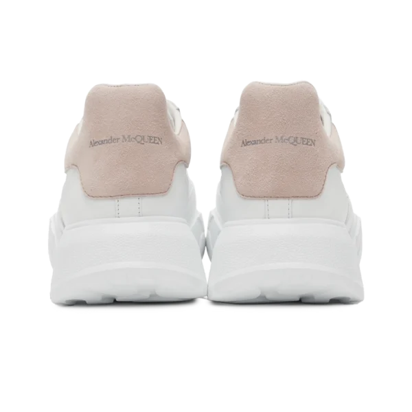 ⁦Alexander McQueen Oversized White Pink⁩ – תמונה ⁦3⁩