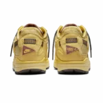 ⁦Nike Air Max Saturn Gold⁩ – תמונה ⁦3⁩