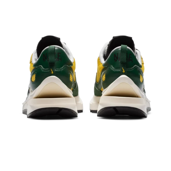 ⁦Nike Sacai Vapor Waffle "Tour Yellow Gorge Green"⁩ – תמונה ⁦3⁩