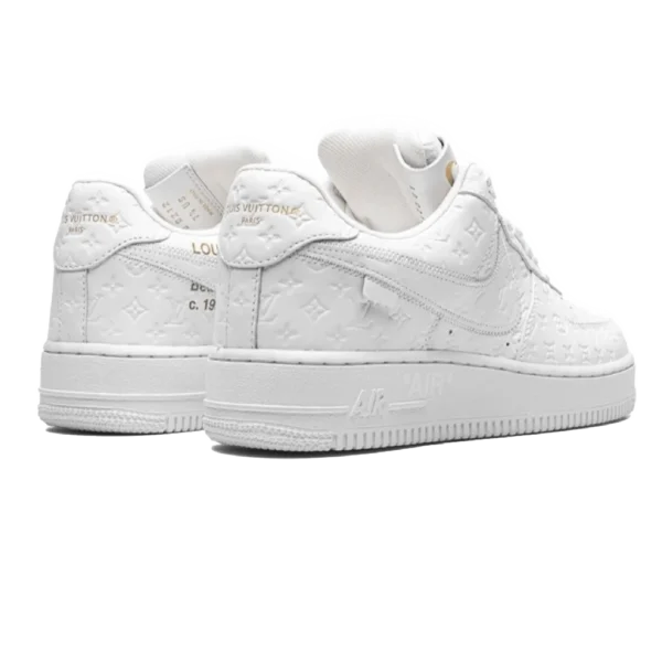 ⁦Nike Air Force 1 Low x Louis Vuitton "White"⁩ – תמונה ⁦3⁩