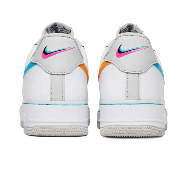 ⁦Nike Air Force 1 07 LV8 x NBA"75th Anniversary" Spurs⁩ – תמונה ⁦3⁩