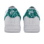 ⁦Nike Air Force 1 07 Essentials "Green Paisley"⁩ – תמונה ⁦3⁩