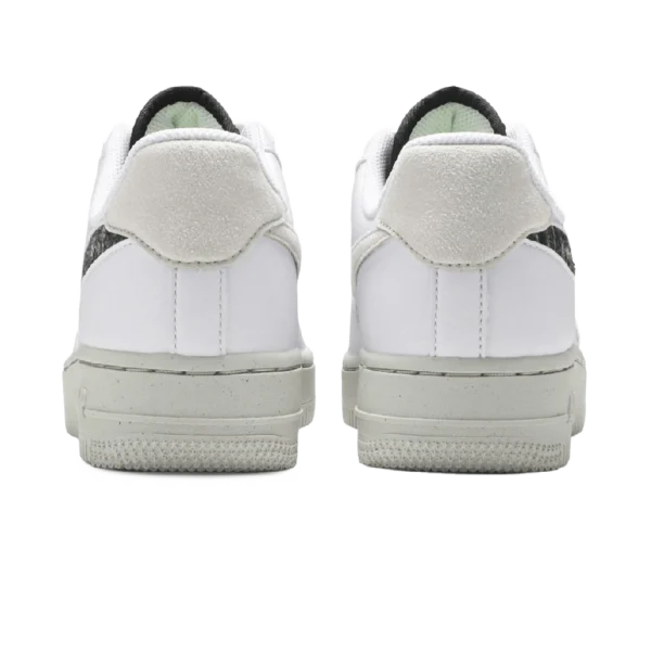 ⁦Nike Air Force 1 Recycled Wool Pack White Black⁩ – תמונה ⁦3⁩