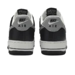⁦Nike Air Force 1 ’07 LV8 Swoosh⁩ – תמונה ⁦3⁩