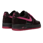 ⁦Nike Air Force 1 Low Black Bright Rose⁩ – תמונה ⁦3⁩