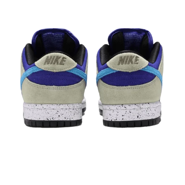 ⁦Nike Dunk Low SB “ACG Celadon”⁩ – תמונה ⁦3⁩