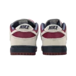 ⁦Nike Dunk Low SB “True Berry”⁩ – תמונה ⁦3⁩