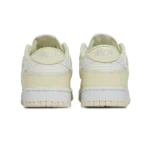 ⁦Nike Dunk Low Coconut Milk White Sail⁩ – תמונה ⁦3⁩