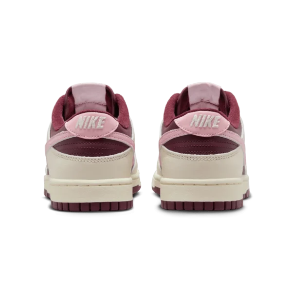⁦Nike Dunk Low “Valentine’s Day” Pale Ivory Night Maroon⁩ – תמונה ⁦3⁩