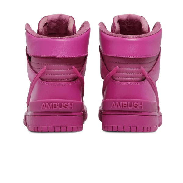 ⁦Nike Dunk High x AMBUSH Cosmic Fuchsia⁩ – תמונה ⁦3⁩