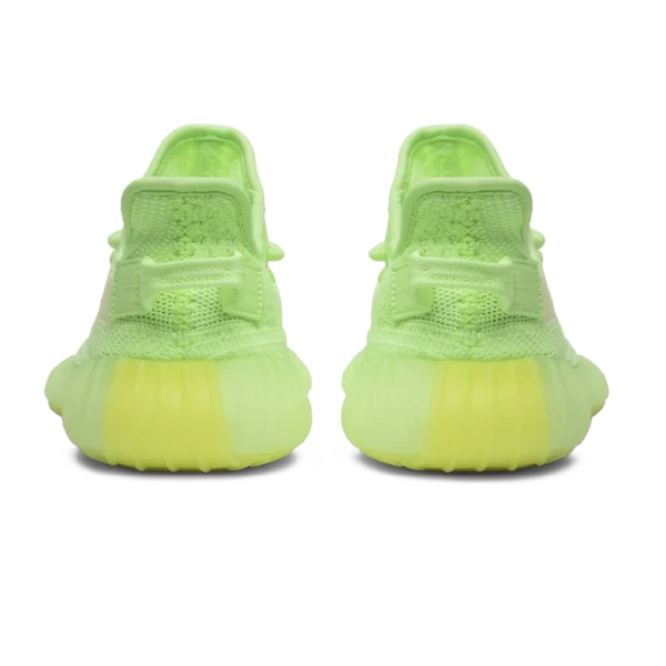 ⁦Adidas Yeezy Boost 350 V2 Glow⁩ – תמונה ⁦3⁩