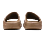 ⁦Adidas Yeezy Slides Core⁩ – תמונה ⁦3⁩