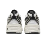 ⁦New Balance 530 White Light Gold Metallic⁩ – תמונה ⁦3⁩