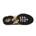 ⁦Nike Air Max Plus Metallic Gold⁩ – תמונה ⁦4⁩