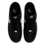 ⁦Nike Air Force 1 LV8 Utility Black⁩ – תמונה ⁦4⁩