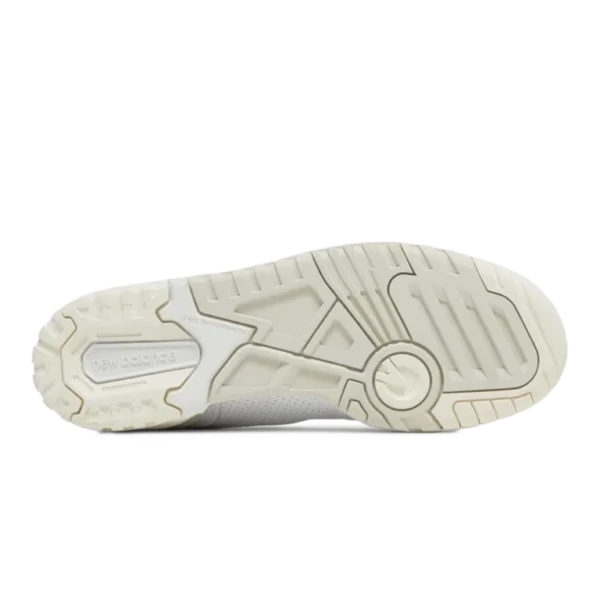⁦New Balance 550 White Silver Birch⁩ – תמונה ⁦4⁩