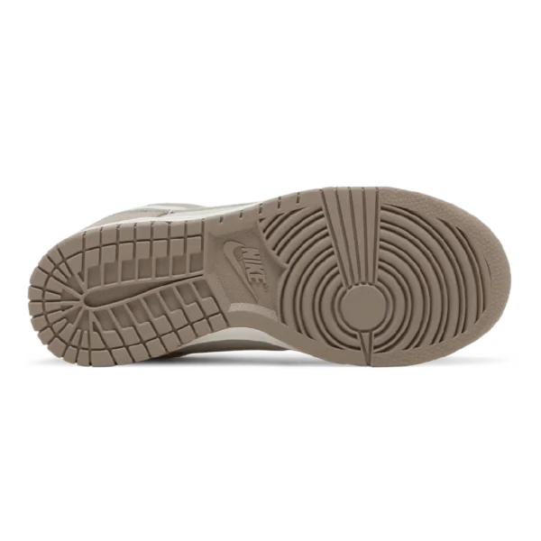 ⁦Nike Dunk Low Moon Fossil⁩ – תמונה ⁦4⁩