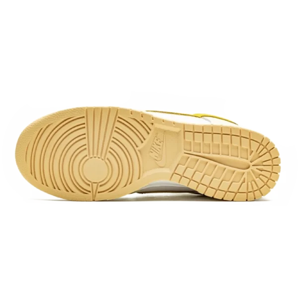 ⁦Nike Dunk Low OG Yellow Strike⁩ – תמונה ⁦4⁩