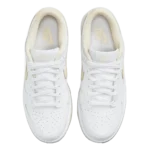 ⁦Nike Dunk Low “White Pearl”⁩ – תמונה ⁦4⁩