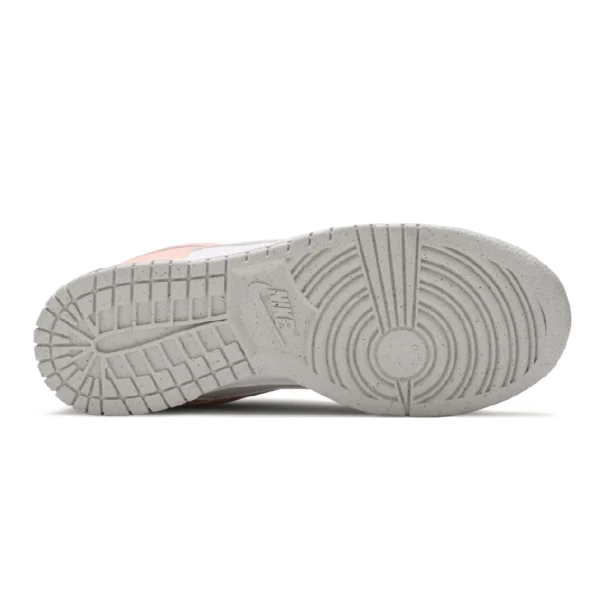 ⁦Nike Dunk Low Move to Zero Pale Coral⁩ – תמונה ⁦4⁩