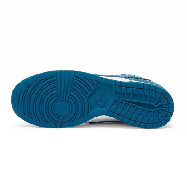 ⁦Nike Dunk Low “Sashiko" Industrial Blue⁩ – תמונה ⁦4⁩