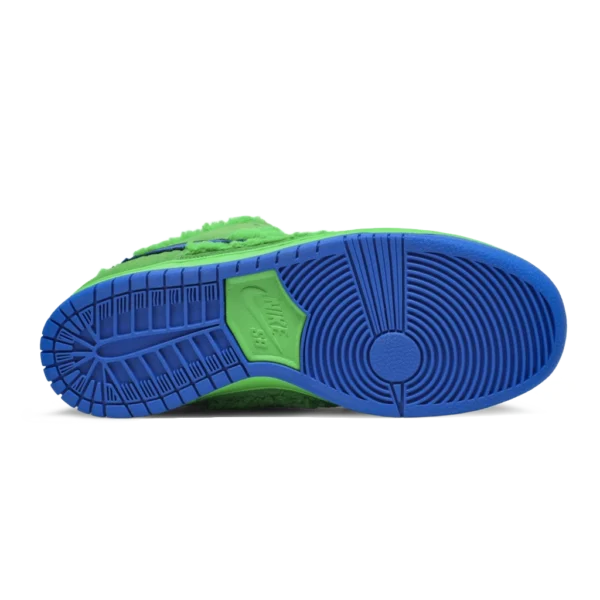 ⁦Nike Dunk Low SB x Grateful Dead Green Bear⁩ – תמונה ⁦4⁩