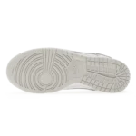 ⁦Nike Dunk Low Photon Dust⁩ – תמונה ⁦4⁩