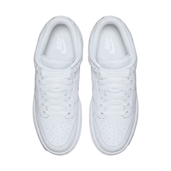 ⁦Nike Dunk Low Triple White⁩ – תמונה ⁦4⁩