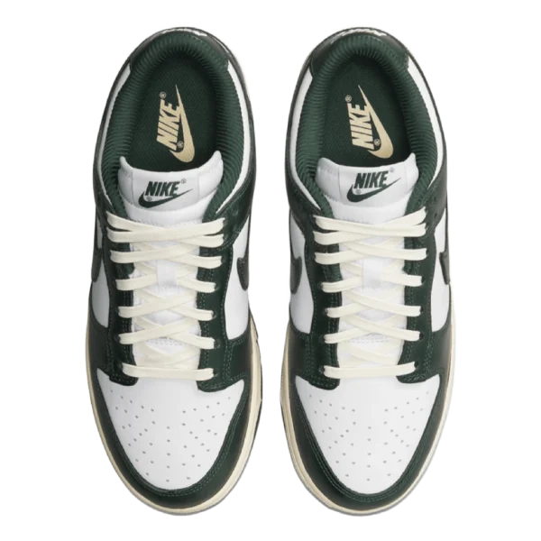 ⁦Nike Dunk Low Vintage Green⁩ – תמונה ⁦4⁩