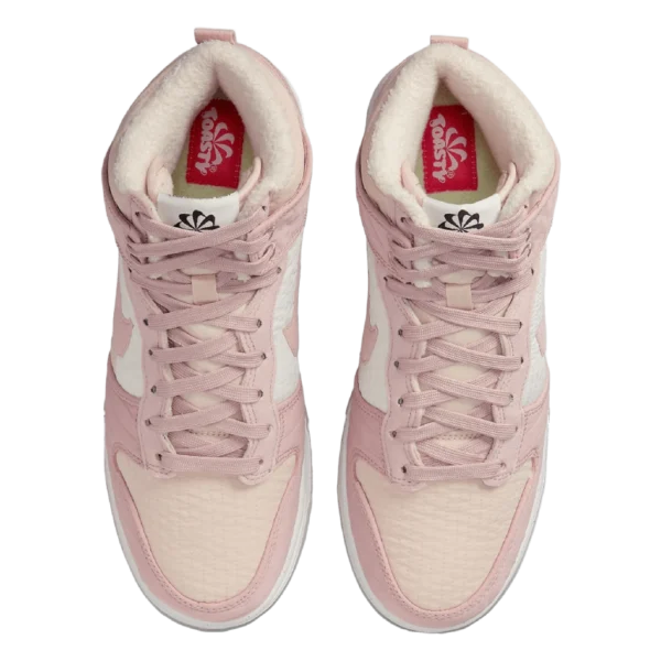 ⁦Nike Dunk High LX Next Nature "Toasty" Pink Oxford⁩ – תמונה ⁦4⁩