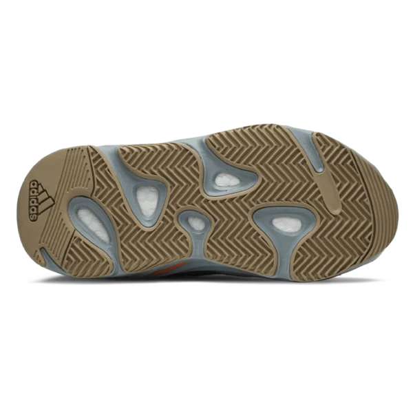 ⁦Adidas Yeezy Boost 700 Carbon Blue⁩ – תמונה ⁦4⁩