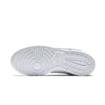 ⁦Nike Dunk Low Triple White⁩ – תמונה ⁦5⁩