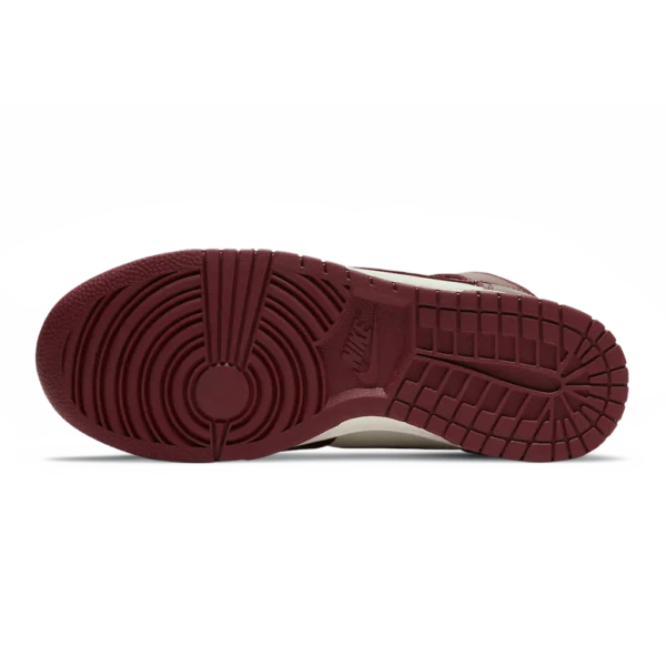 ⁦Nike Dunk High Team Red⁩ – תמונה ⁦5⁩