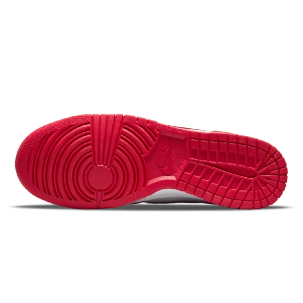 ⁦Nike Dunk High Championship Red⁩ – תמונה ⁦5⁩