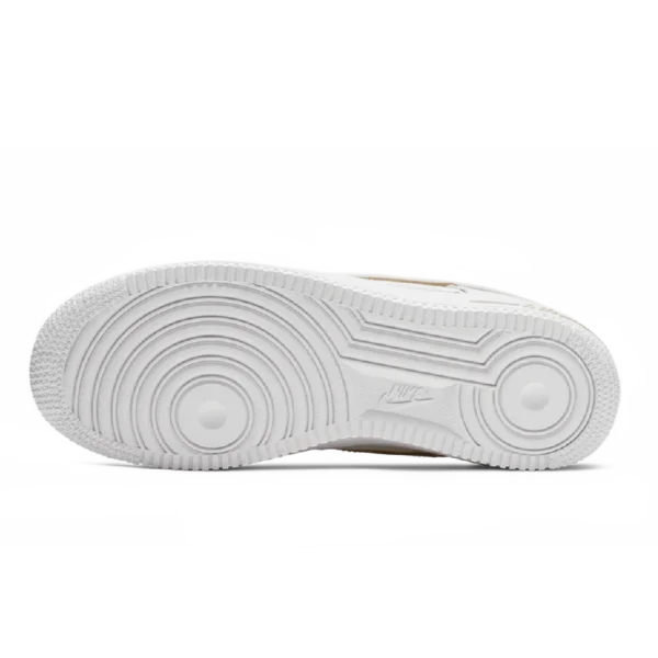⁦Nike Air Force 1 Low ’07 Lux Basketball Print⁩ – תמונה ⁦5⁩