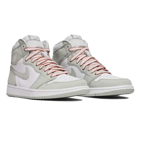 ⁦Air Jordan 1 Retro High OG Seafoam⁩ – תמונה ⁦2⁩