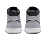 ⁦Air Jordan 1 Mid Light Smoke Grey Anthracite White⁩ – תמונה ⁦3⁩