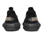 ⁦Adidas Yeezy Boost 350 V2 Core Black Green⁩ – תמונה ⁦3⁩