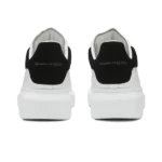 ⁦Alexander McQueen Oversized White Black⁩ – תמונה ⁦3⁩