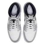 ⁦Air Jordan 1 Mid Light Smoke Grey Anthracite White⁩ – תמונה ⁦4⁩