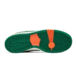 ⁦Nike SB Dunk Low x Jarritos Phantom Safety Orange Malachite⁩ – תמונה ⁦4⁩