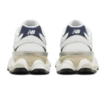 ⁦New Balance 9060 White Navy⁩ – תמונה ⁦3⁩