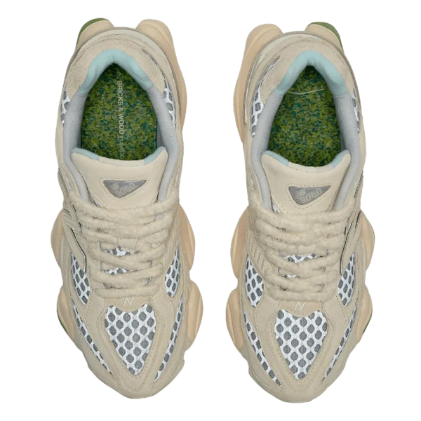 ⁦New Balance 9060 x Bricks & Wood "Nothing Changed but the Address"⁩ – תמונה ⁦4⁩