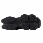 ⁦New Balance 9060 Triple Black Suede⁩ – תמונה ⁦4⁩