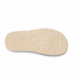 ⁦UGG Goldenstar Cross Slide Chestnut⁩ – תמונה ⁦5⁩