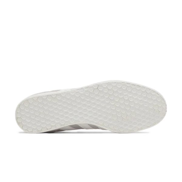 ⁦Adidas Gazelle Silver Dawn Cloud White Core Black⁩ – תמונה ⁦4⁩